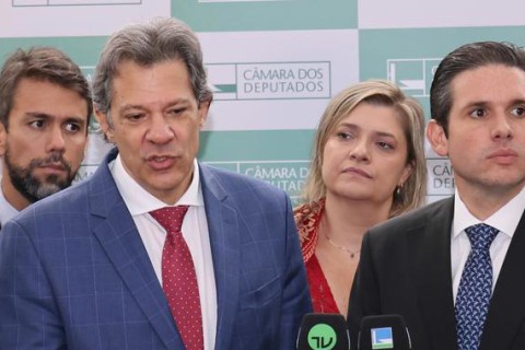Novo ataque aos salários